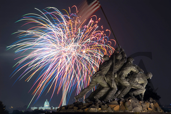 Fireworks Over the Iwo Jima Memorial